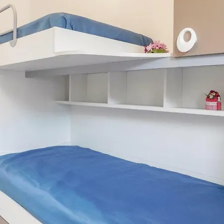 Two-bedroom In Zambrone
